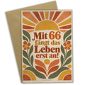 Optimistische Geburtstagskarte zum 66. Geburtstag mit aufgehender Sonne