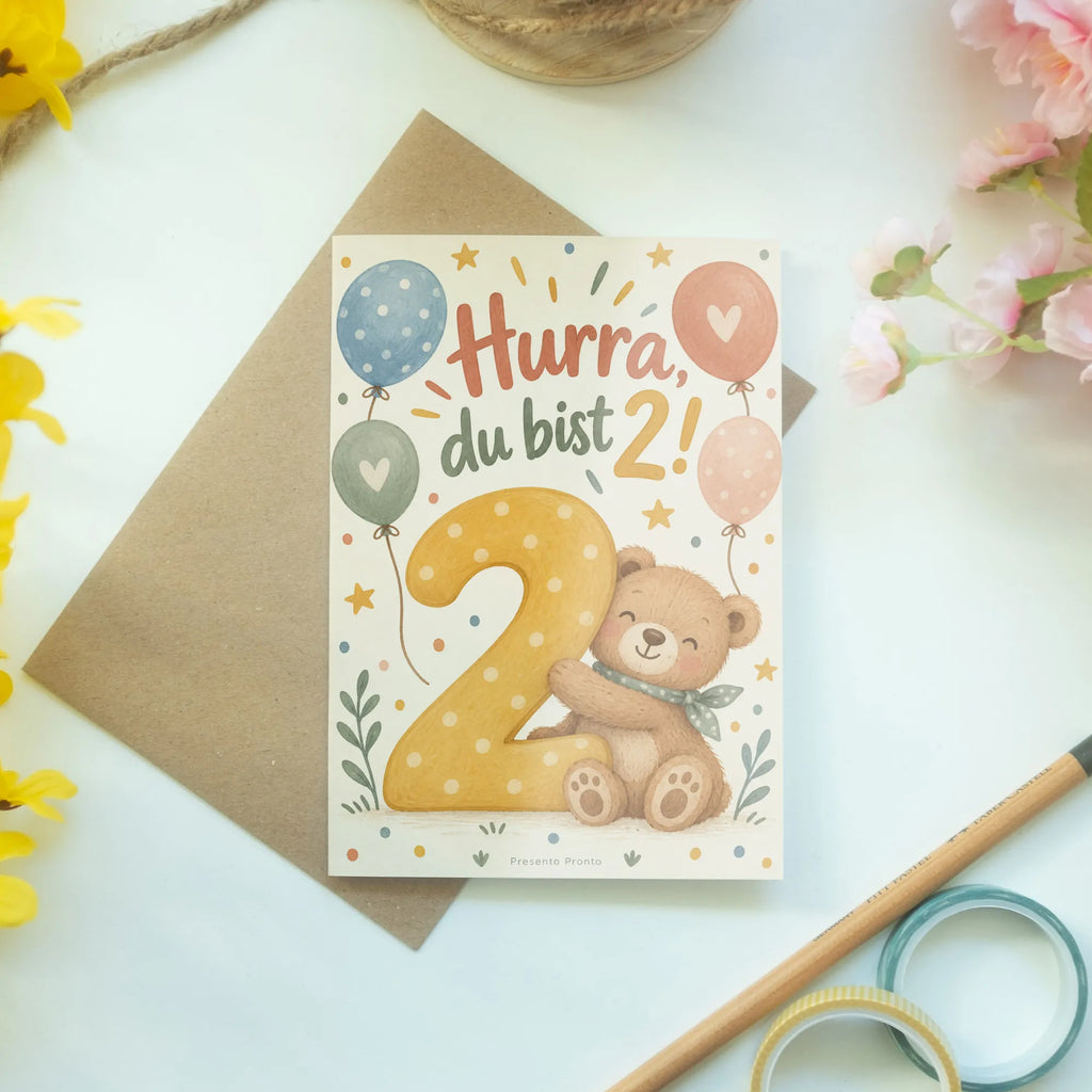 Fröhliche Geburtstagskarte zum 2. Geburtstag mit Teddybär|p:2021236|h:e25f90ecfb49da744fadf3aaffc68de5