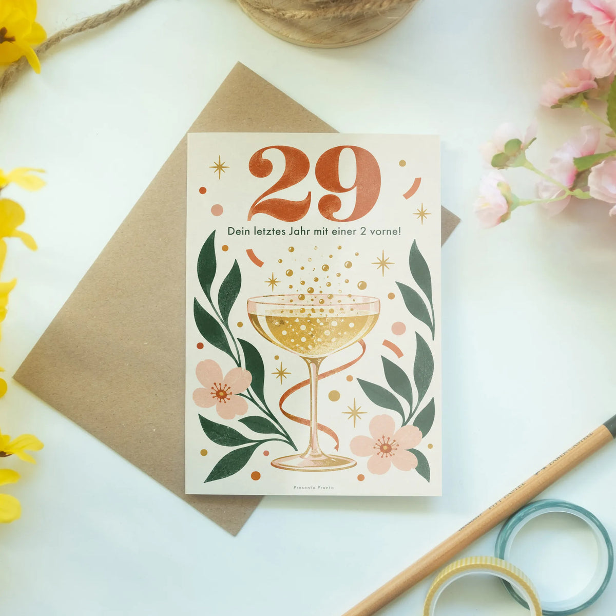 Lustige Geburtstagskarte zum 29. Geburtstag mit Cocktailglas