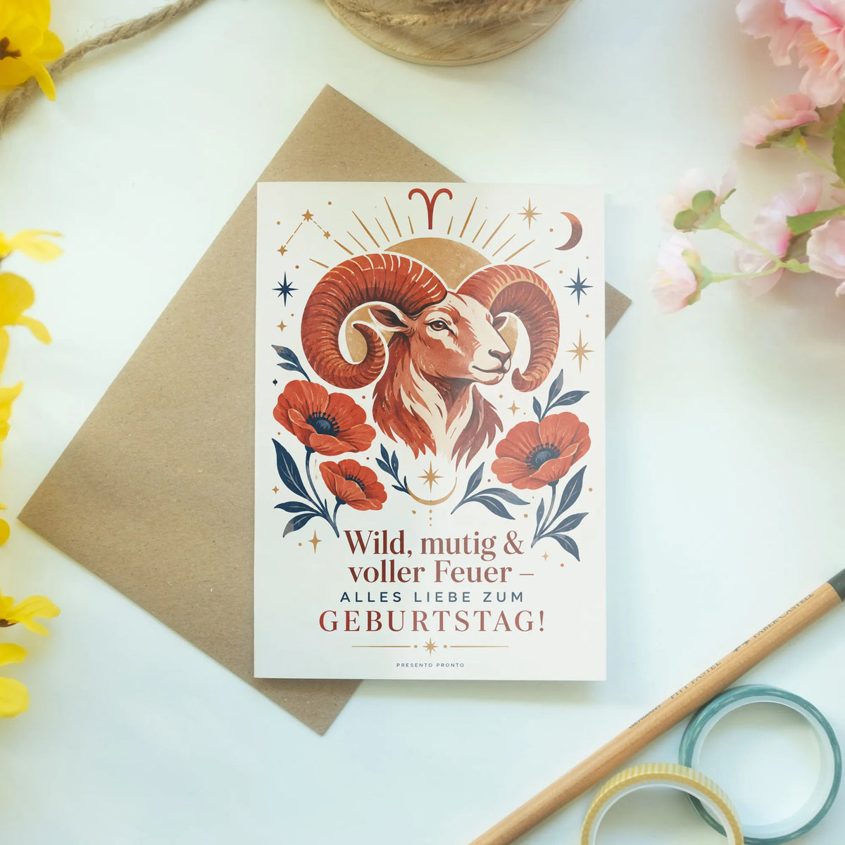 Feurige Geburtstagskarte für das Sternzeichen Widder mit Sonne und Sternen