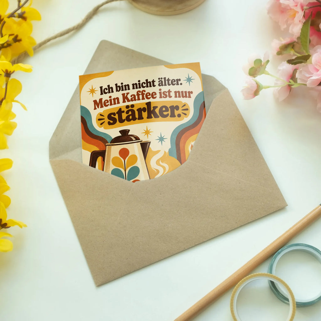 Lustige Geburtstagskarte für Kaffeefans mit Kaffeekanne|p:2021705|h:560cd0696328f8a381834da63adcb762