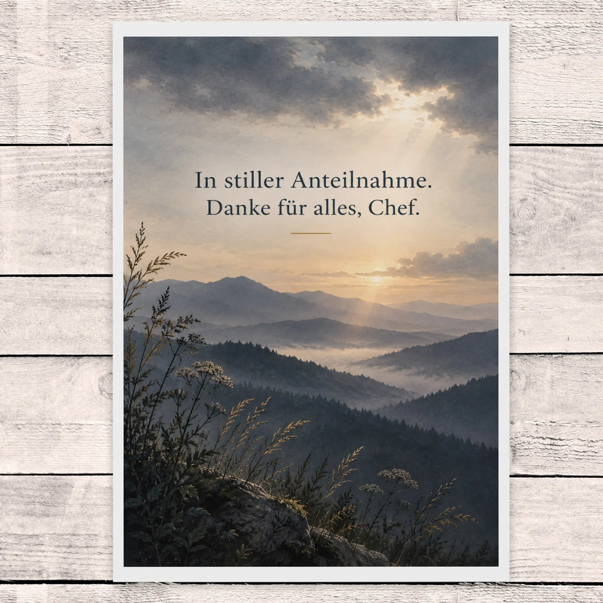Würdevolle Trauerkarte für den Chef mit Berglandschaft