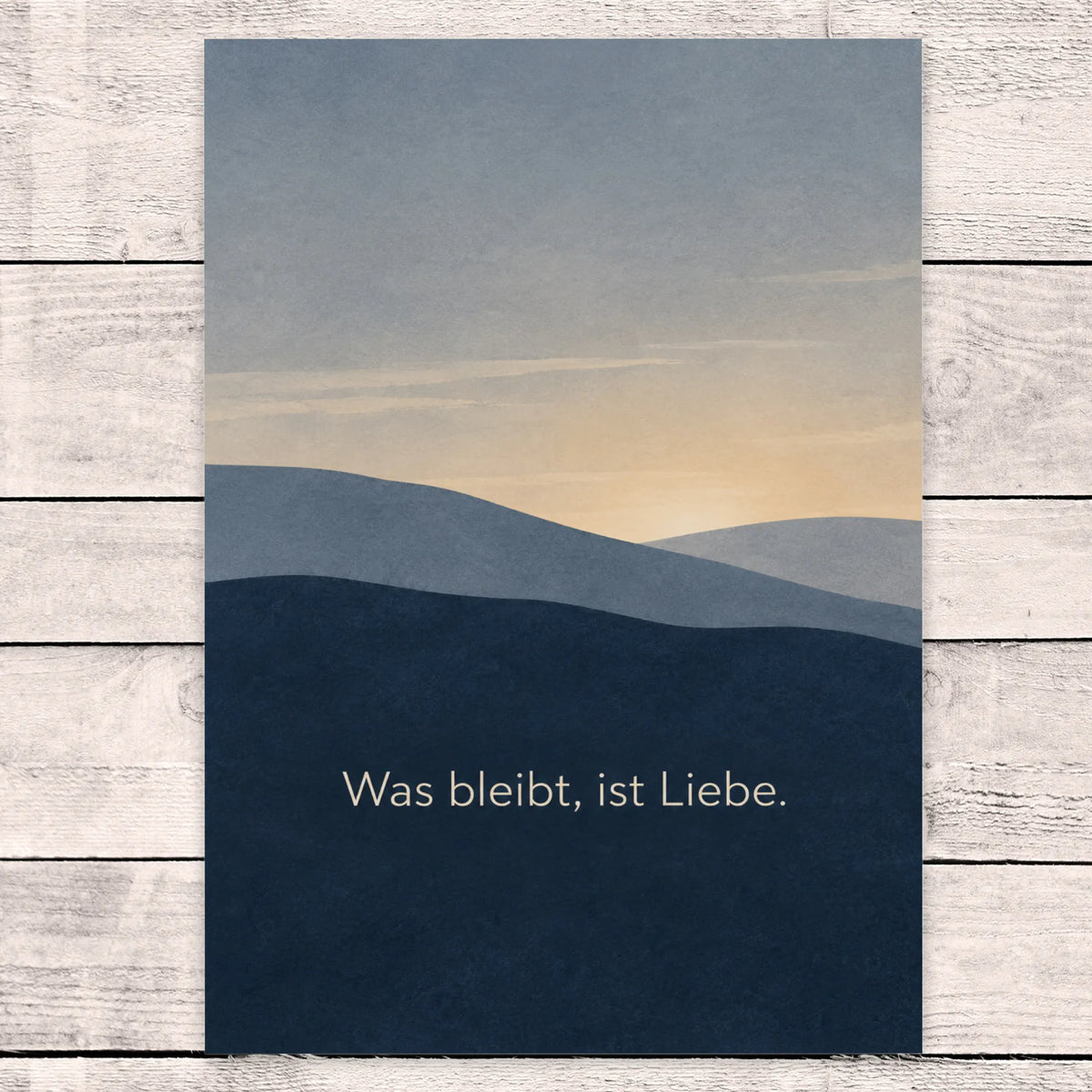 Einfühlsame Trauerkarte mit stillem Horizont