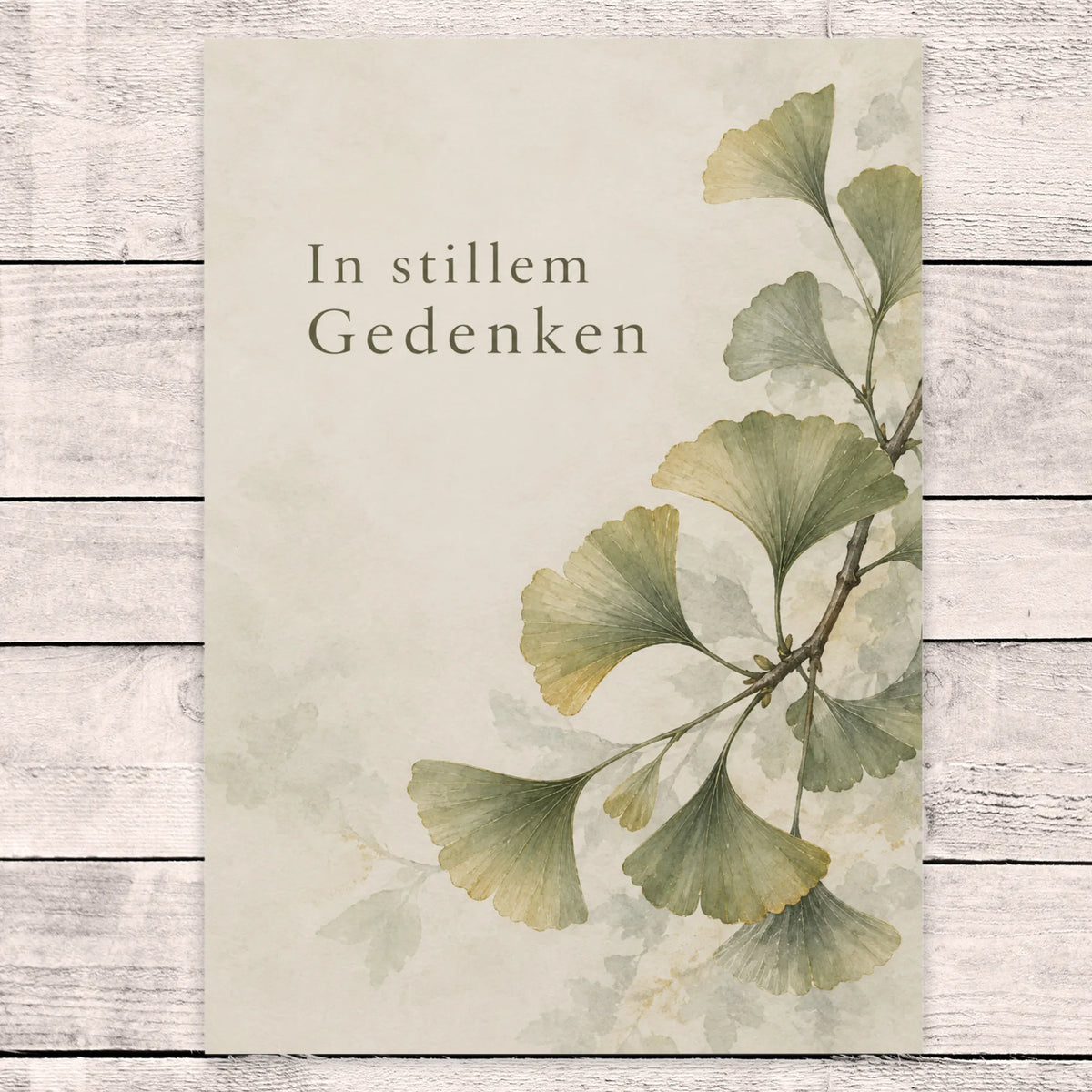 Einfühlsame Trauerkarte mit Ginkgozweig für stilles Gedenken