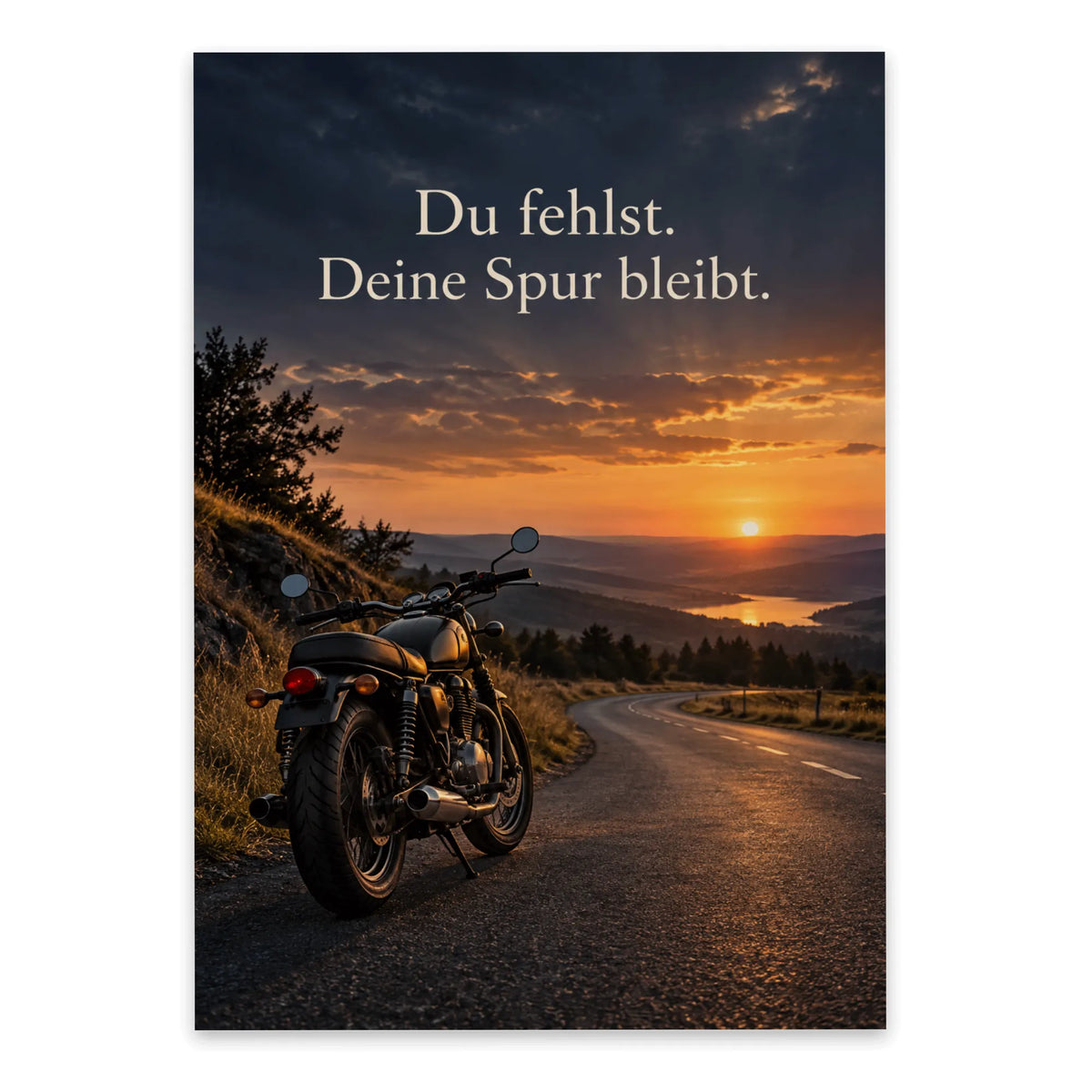 Einfühlsame Trauerkarte für Motorradfahrer mit Dämmerungshimmel