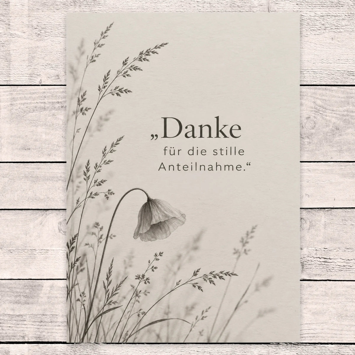 Würdevolle Trauerkarte nach der Beerdigung mit Mohnblume