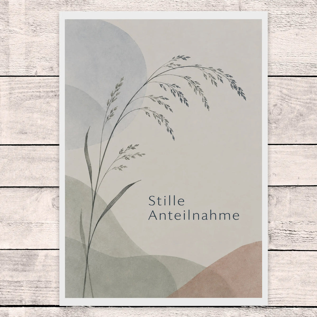 Einfühlsame Trauerkarte für stille Anteilnahme mit zarter Wildblume