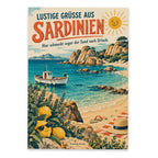 Lustige Grüße aus Sardinien Postkarte mit Strand und Boot|p:2023666|h:85539e3183edccd76952a503fe66b55a